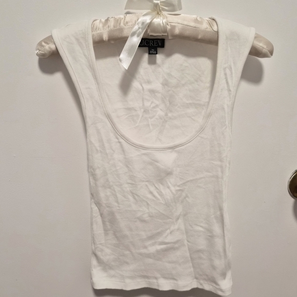 J.CREW Basic White Sleeveless Women's Top - Picture 4 of 7